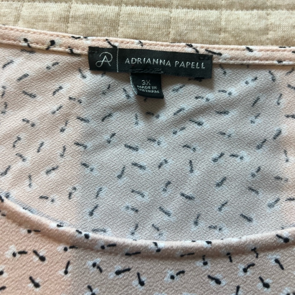 Pink ruffled blouse - Picture 5 of 6